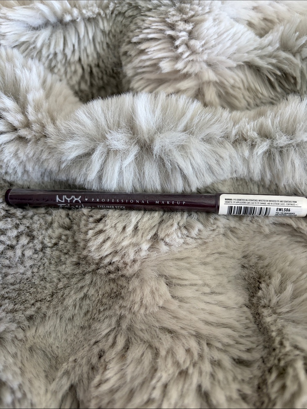 NYX SEALED NWT Epic Wear Purple Eyeliner Stick - Berry Goth EWLS06